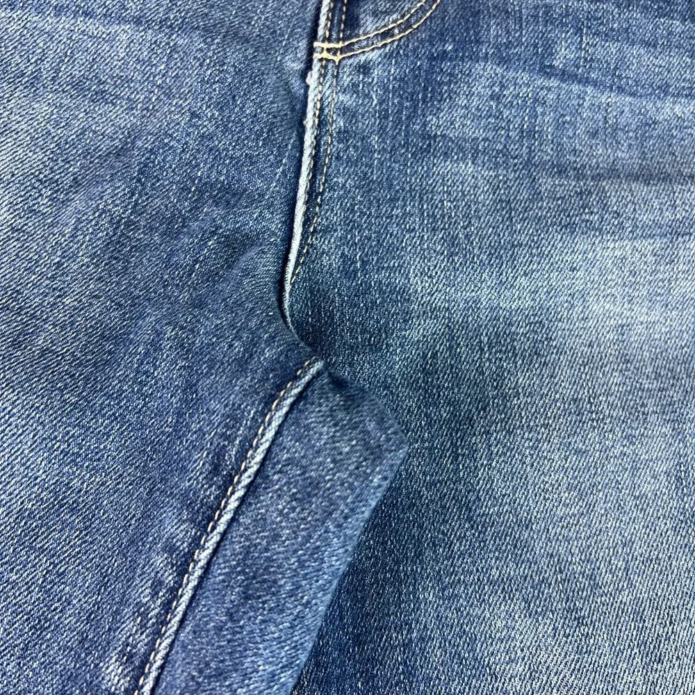 L'agence Jean Women 26x31* Ruth Straight Blue Faded Raw Hem Stretch Denim Tag 25 - Picture 2 of 16